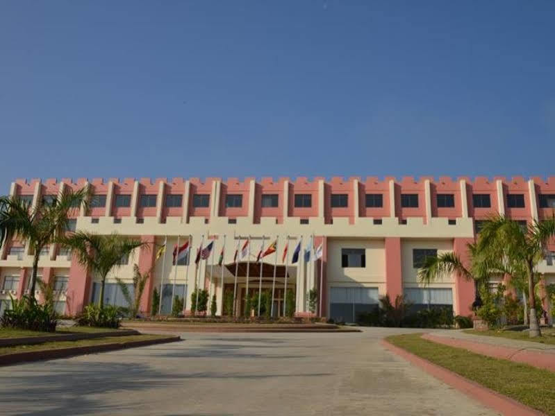 Great Wall Hotel - Nay Pyi Taw Oattara Thiri Bagian luar foto